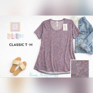 NWT LuLaRoe Classic T Medium Purple Rose Print Soft Casual Tee